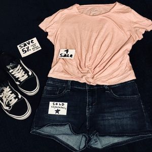 Real Soft Knotted Tee